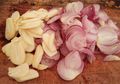 Tak Disangka, Makanan Ini Bisa Menghilangkan Bau Mulut Karena Bawang