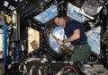Keren, Astronaut Thomas Pesquet Main Saksofon di Ruang Angkasa!