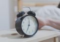 Sebelum Ada Jam Alarm, Orang-Orang Bangun Tidur Dibantu Cara Ini