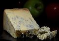 Warna Biru di Blue Cheese Ternyata Jamur, Sehat Dikonsumsi Tidak, ya?
