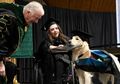 Hebat, Service Dog Ini Mendapatkan Gelar Diploma dari Universitas!