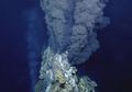 Ventilasi Hidrotermal, Lubang di Dasar Laut dengan Suhu Panas Ekstrem