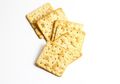 Biskuit 'Cracker' Memiliki Lubang Kecil, Kira-Kira Apa Fungsinya, ya?