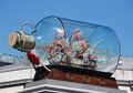 Rahasia Cara Miniatur Kapal Masuk ke Dalam Botol Kaca, Pernah Tahu?