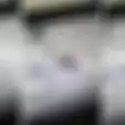 Kamera CCTV Rekam Seorang Perempuan Terseret Beberapa Meter Setelah Tasnya Dirampas Pencuri Bermotor