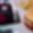 Campaign Valentine Unik! Burger King Bakal Tuker Foto Mantan Lo dengan Burger Gratis
