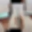 Viral! Video Diduga Penampakan iPhone SE 2 dengan Frame Kotak