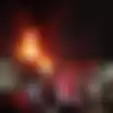 Gudang Karet di Cakung Hangus Terbakar, Diakibatkan Bocah Nyalain Petasan di Malam Tahun Baru
