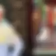 Heboh Potret Mulan Jameela Racik Bakso Sendiri di Pinggir Jalan, Tak Sudi Dibuatkan oleh Penjual, Alasan di Baliknya Bikin Ngelus Dada