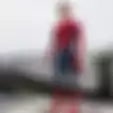 Kata Tom Holland, Kostum Spider-Man Mirip Dengan iPhone Paling Canggih!