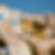 Tampil Cantik dengan Jendela dan Pintu yang Terinspirasi Rumah di Santorini