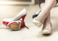 Setelah Membaca Ini Moms Masih Mau Pakai High Heels Saat Hamil?