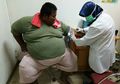 Usai Mandi Pada Waktu Dini Hari, Penderita Obesitas 310 Kg Asal Karawang Alami Sesak Napas, Kejang, Lalu Meninggal Dunia