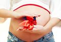 Bukan Baju Bayi, Sebenarnya Ibu Melahirkan Butuh Kado Spesial Ini!