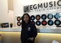 Erwin dan Gita Gutawa, Resmikan Sekolah Musik Keren dan Menyenangkan!