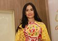 Dibilang Tangannya Sudah Keriput, Begini Balasan Iis Dahlia