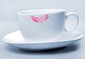 Tak Mau Lipstik Menempel di Gelas Saat Sedang Minum? Ikuti Tips Ini