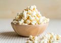 Apakah Makan Popcorn dari Microwave Berbahaya? Ini Menurut Pakar!