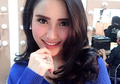 Foto Bareng Jessica Iskandar dan Vega, Warganet Mengomentasi Dress Ayu Ting Ting