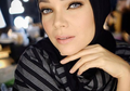 Dewi Sandra Puji Penampilan Chacha Frederica Berhijab, Makin Cantik!