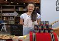 Pengacara Ini Melepas Pekerjaan Bergaji Rp 1 Miliar untuk Menjual Asinan Pepaya, Semua Demi Warisan Keluarga