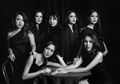 Potret Squad Sandra Dewi Jadi Sorotan, Tengok Paras dan Penampilan Para Anggotanya Memesona!