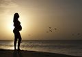 Sederhana, Lakukan 5 Hal Ini Agar Moms Tetap Happy Selama Hamil