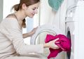 Jangan Jorok! Ini Alasan Moms Perlu Mencuci Baju Baru Sebelum Dipakai