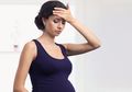 Ini Sebabnya Ibu Hamil Tidak Boleh Berdiri Terlalu Lama, Bahaya Moms!