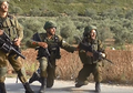(Video) Duh, Serdadu Israel Bersorak Gembira Setelah Menembak Demonstran Palestina: Ini Cara Mengajari Mereka
