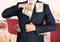 7 Penderitaan Orang Kaya yang Tak Kalah Bikin Frustasi Dibanding Penderitaan Orang Miskin