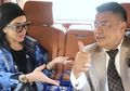Ajak Aspri Cantik, Hotman Paris Malah Pilih Ngopi di Warung Kaki Lima