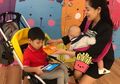 Titi Kamal Unggah Video Dua Anaknya, Warganet Salah Fokus Pada Hal Ini