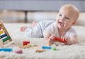 Cerdaskan Bayi 2 Bulan dengan Mainan ini!