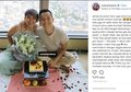 Telah Bersama 16 Tahun Lamanya, Istri Ernest Prakasa Unggah Pesan Romantis