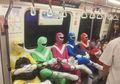 (Foto) Penumpang Kereta Paling Aneh dan Paling Nyeleneh, Asli Bikin Ketawa!