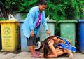 10 Foto Emosional Ini Punya Kisah yang Tak Kalah Menyentuh di Baliknya