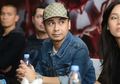 Bukan Joget Dua Jari, Raditya Dika Goyang 20 Jari Sekaligus!
