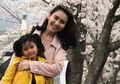 Ekspresi Kocak Bilqis saat Ketahuan Buka Kulkas, Ayu Ting Ting: Hayo, Mau Ambil Apa nih?