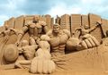 Patung Avengers dan Karya Keren Ini Dibuat Hanya dari Pasir Pantai