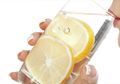Manfaat Luar Biasa Mengonsumsi Air Lemon Selama Masa Kehamilan