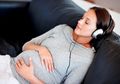 Mimpi Aneh Ketika Hamil Itu Normal Kok, Moms! Begini Penjelasannya