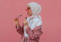 Tampil Kece Buka Bersama ala Tantri Namirah dengan Pouf Skirt Polkadot yuk!