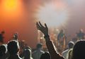 Ini 5 Tips Seru Nonton Konser Perdana di Luar Kota Hingga Luar Negeri!