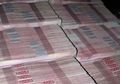 Wanita Ini Buang 'Uang Perpisahan' Rp4,4 Miliar dari Mantan Pacarnya, karena 'Terlalu Kecil'