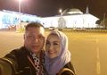 Ini Potret Kemesraan Krisdayanti dan Raul Lemos Saat Berada di Madinah