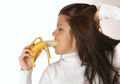 Menakjubkan, Ini yang Terjadi Jika Mengoleskan Campuran Pisang ke Rambut
