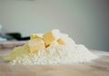 Ingin Buat Kue Pakai Mentega atau Margarin? Mana yang Lebih Sehat?
