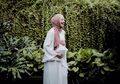 Berhijab, Busana Hamil Poppy Bunga Ini Bisa Jadi Inspirasi Fashion