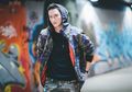Mike Lewis Pamer Foto Akrab dengan Artis Korea, Netizen Minta Jangan Sampai Dikenalkan ke Lucinta Luna!